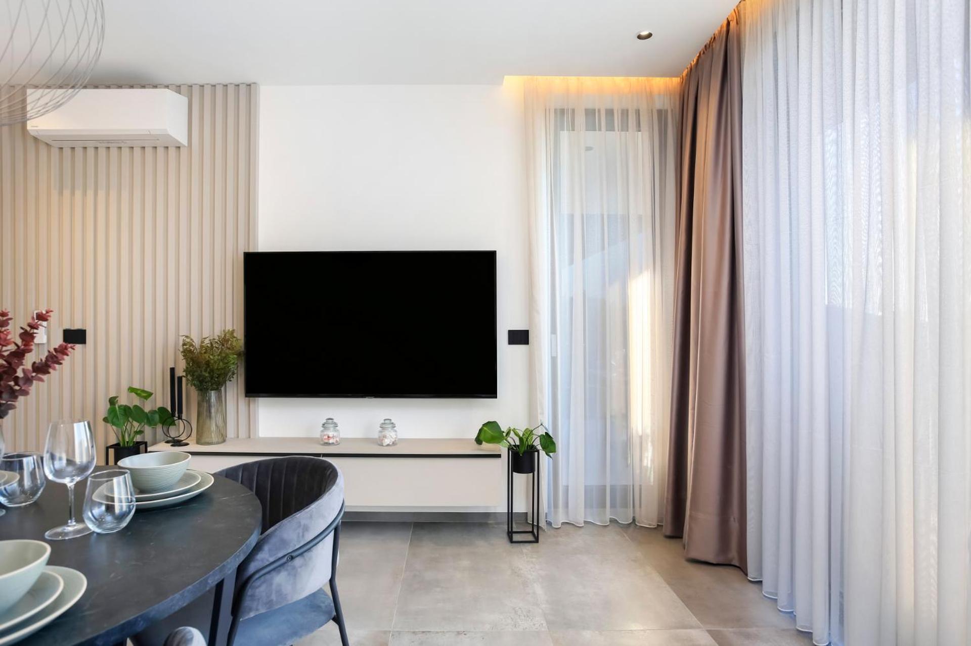 Fly Apartments Medulin - 50M From The Beach - New 2024 Exterior photo